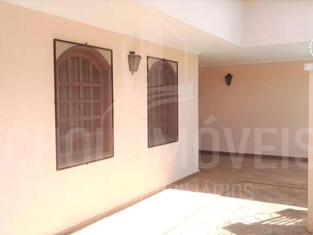 Casa venda em Jaboticabal