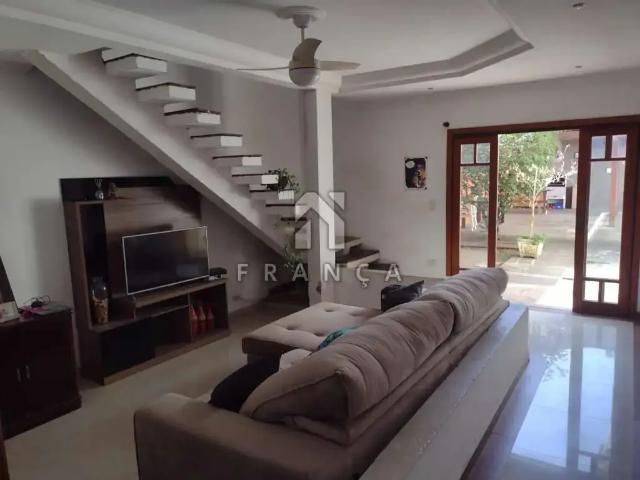Casa venda em Região Imediata de São José dos Campos, Região Metropolitana do Vale do Paraíba e Litoral Norte