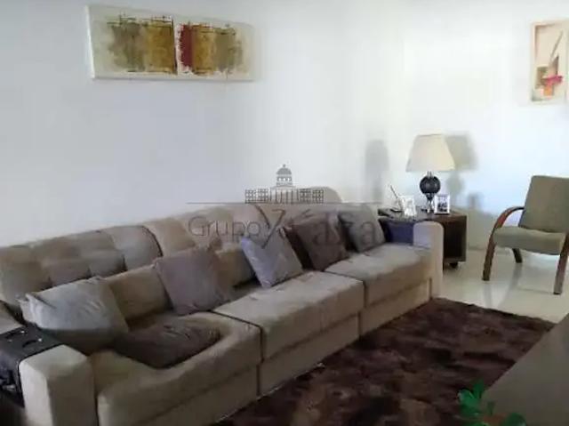 Casa venda em Região Imediata de São José dos Campos, Região Metropolitana do Vale do Paraíba e Litoral Norte