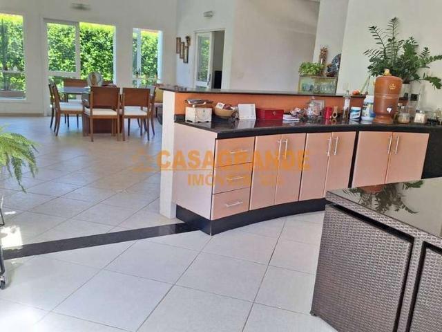 Casa venda em Região Imediata de São José dos Campos, Região Metropolitana do Vale do Paraíba e Litoral Norte