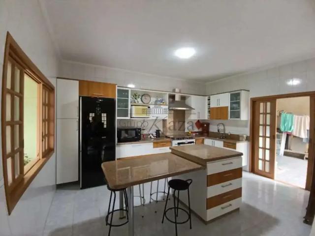 Casa venda em Jardim Califórnia, Jacareí