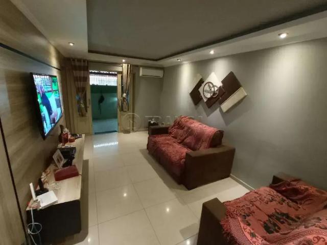 Casa venda em Região Imediata de São José dos Campos, Região Metropolitana do Vale do Paraíba e Litoral Norte