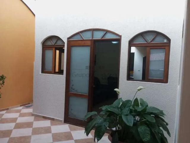 Casa venda em Região Imediata de São José dos Campos, Região Metropolitana do Vale do Paraíba e Litoral Norte