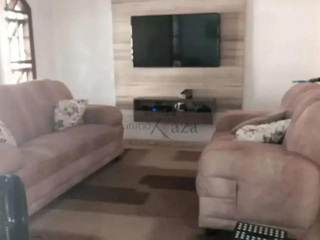 Casa venda em Região Imediata de São José dos Campos, Região Metropolitana do Vale do Paraíba e Litoral Norte