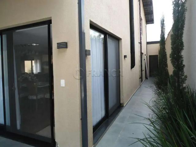 Casa venda em Região Imediata de São José dos Campos, Região Metropolitana do Vale do Paraíba e Litoral Norte