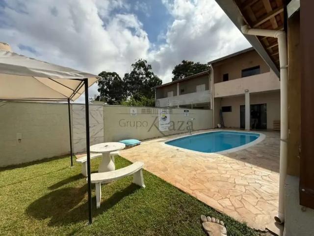 Casa venda em Região Imediata de São José dos Campos, Região Metropolitana do Vale do Paraíba e Litoral Norte