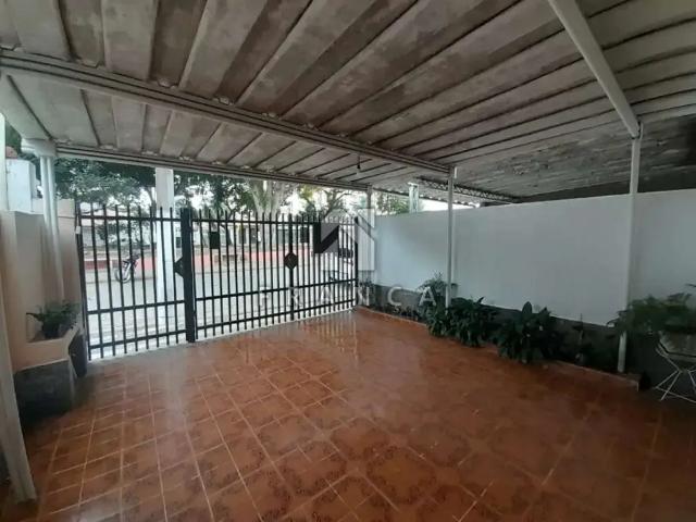 Casa venda em Região Imediata de São José dos Campos, Região Metropolitana do Vale do Paraíba e Litoral Norte