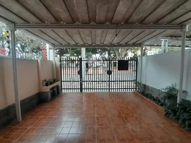 Casa venda em Região Imediata de São José dos Campos, Região Metropolitana do Vale do Paraíba e Litoral Norte