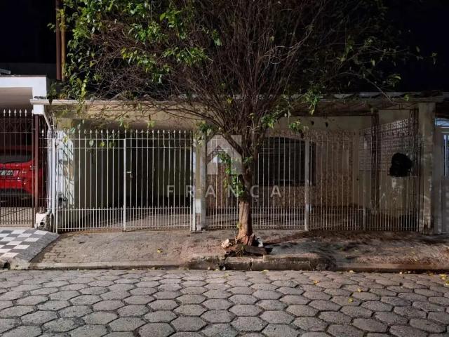 Casa venda em Região Imediata de São José dos Campos, Região Metropolitana do Vale do Paraíba e Litoral Norte