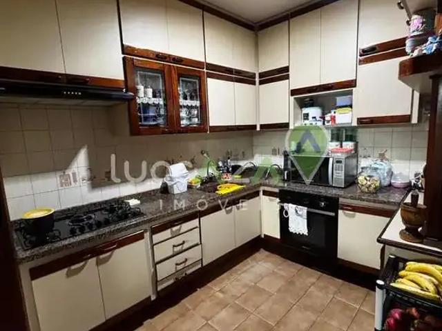 Casa venda em Região Imediata de São José dos Campos, Região Metropolitana do Vale do Paraíba e Litoral Norte