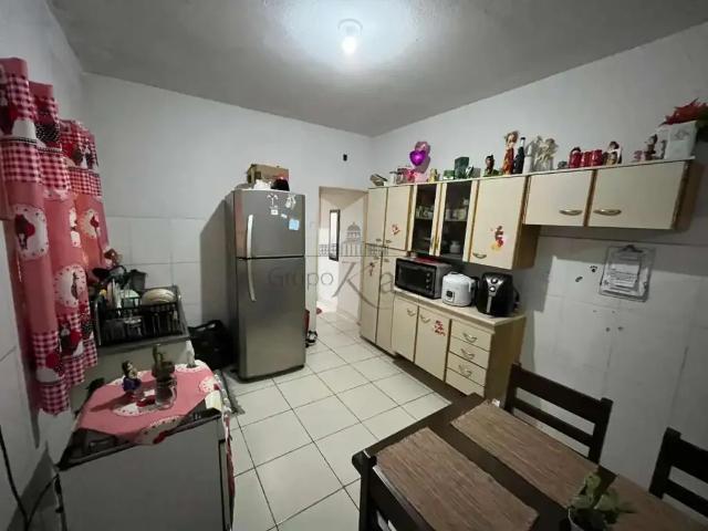 Casa venda em Região Imediata de São José dos Campos, Região Metropolitana do Vale do Paraíba e Litoral Norte