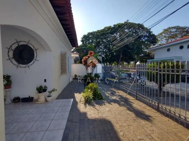 Casa venda em Região Imediata de São José dos Campos, Região Metropolitana do Vale do Paraíba e Litoral Norte