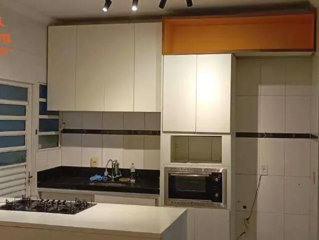 Casa venda em Região Imediata de São José dos Campos, Região Metropolitana do Vale do Paraíba e Litoral Norte