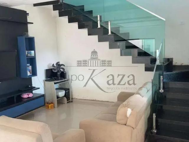 Casa venda em Região Imediata de São José dos Campos, Região Metropolitana do Vale do Paraíba e Litoral Norte