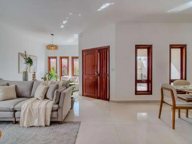 Casa venda em Região Imediata de São José dos Campos, Região Metropolitana do Vale do Paraíba e Litoral Norte