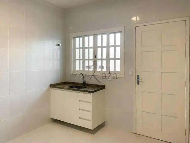 Casa venda em Região Imediata de São José dos Campos, Região Metropolitana do Vale do Paraíba e Litoral Norte
