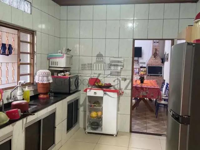 Casa venda em Região Imediata de São José dos Campos, Região Metropolitana do Vale do Paraíba e Litoral Norte