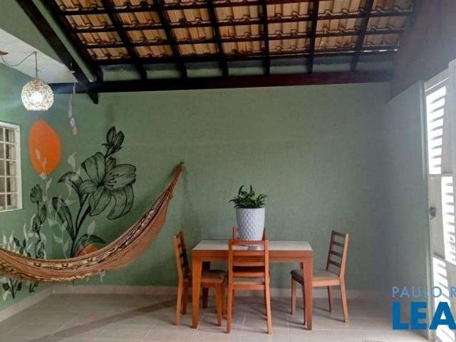 Casa venda em Região Imediata de São José dos Campos, Região Metropolitana do Vale do Paraíba e Litoral Norte