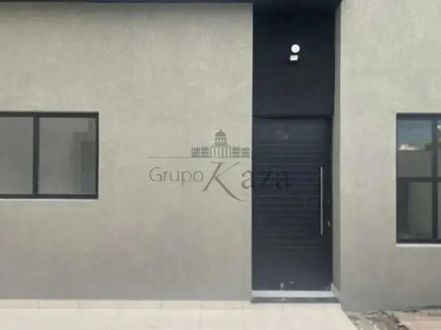 Casa venda em Região Imediata de São José dos Campos, Região Metropolitana do Vale do Paraíba e Litoral Norte