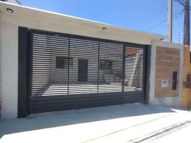 Casa venda em Região Imediata de São José dos Campos, Região Metropolitana do Vale do Paraíba e Litoral Norte