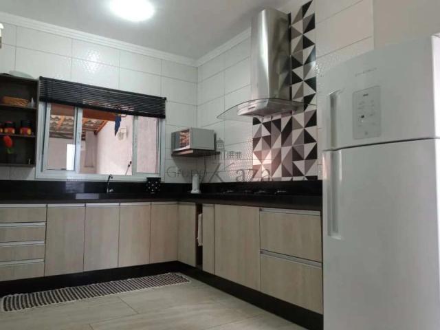 Casa venda em Jacareí