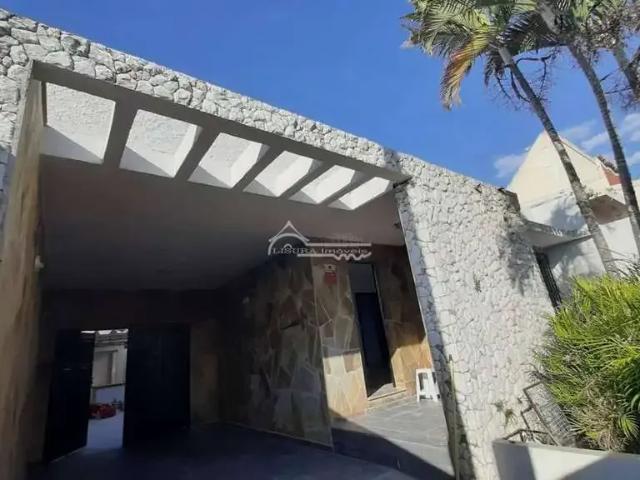 Casa venda em Região Imediata de São José dos Campos, Região Metropolitana do Vale do Paraíba e Litoral Norte