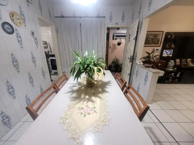Casa venda em Região Imediata de São José dos Campos, Região Metropolitana do Vale do Paraíba e Litoral Norte
