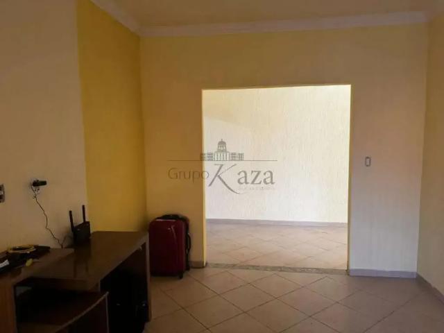 Casa venda em Região Imediata de São José dos Campos, Região Metropolitana do Vale do Paraíba e Litoral Norte