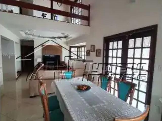 Casa venda em Região Imediata de Taubaté-Pindamonhangaba, Região Metropolitana do Vale do Paraíba e Litoral Norte