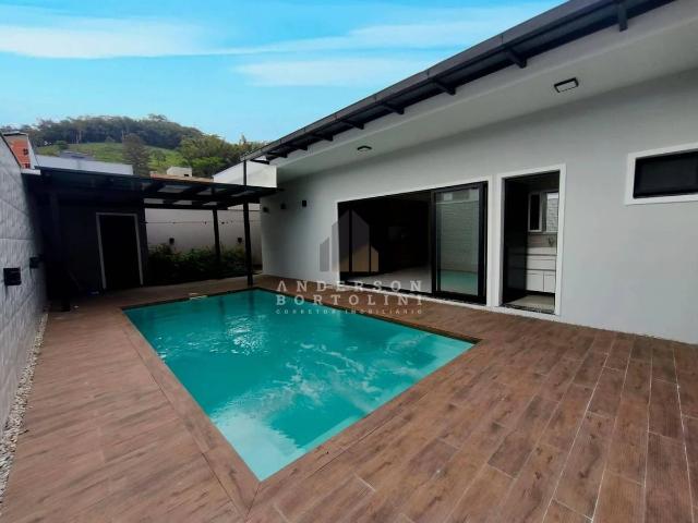 Casa venda em Jaraguá do Sul, Região Geográfica Intermediária de Joinville