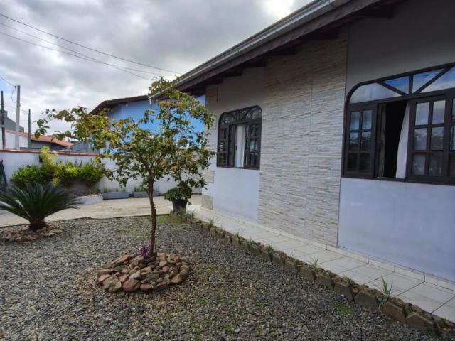 Casa venda em Joinville, Região Geográfica Intermediária de Joinville
