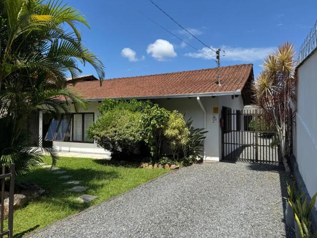 Casa venda em Região Geográfica Imediata de Joinville, Joinville