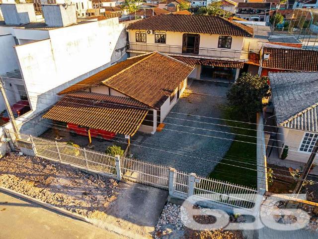 Casa venda em Iririú, Joinville