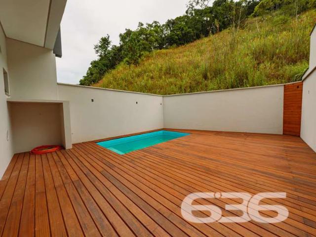 Casa venda em Saguaçu, Joinville