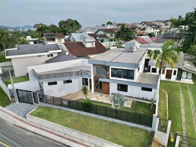 Casa venda em Joinville, Região Geográfica Intermediária de Joinville