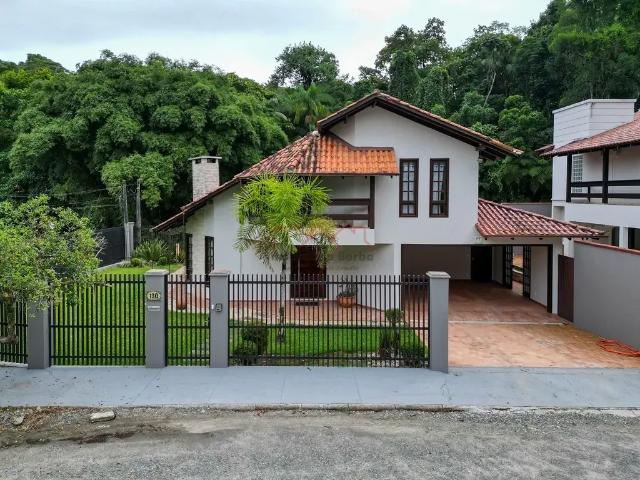 Casa venda em Região Geográfica Imediata de Joinville, Joinville