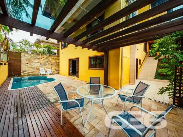 Casa venda em Região Geográfica Imediata de Joinville, Joinville