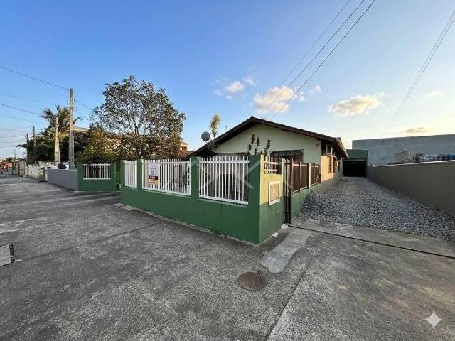 Casa venda em Joinville, Região Geográfica Intermediária de Joinville