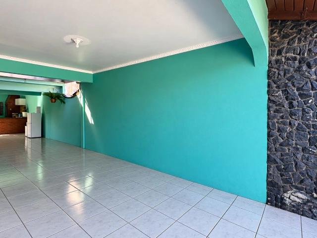 Casa venda em Joinville, Região Geográfica Intermediária de Joinville