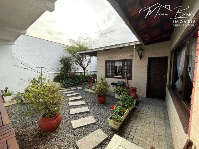 Casa venda em Região Geográfica Imediata de Joinville, Joinville