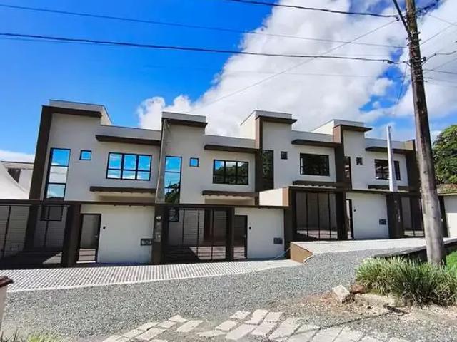 Casa venda em Região Geográfica Imediata de Joinville, Joinville