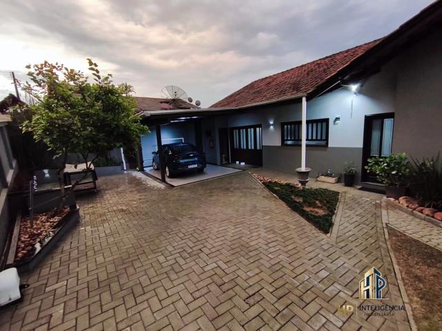 Casa venda em Joinville, Região Geográfica Intermediária de Joinville