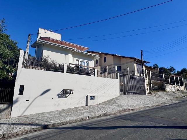 Casa venda em Glória, Joinville