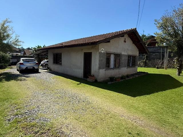 Casa venda em Guanabara, Joinville