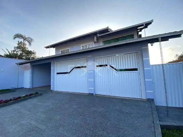 Casa venda em Joinville, Região Geográfica Intermediária de Joinville