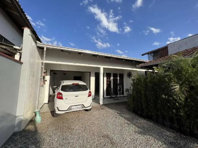 Casa venda em Região Geográfica Imediata de Joinville, Joinville