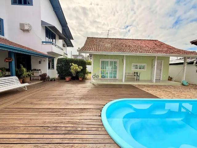 Casa venda em Região Geográfica Imediata de Joinville, Joinville
