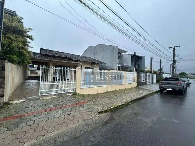 Casa venda em Região Geográfica Imediata de Joinville, Joinville