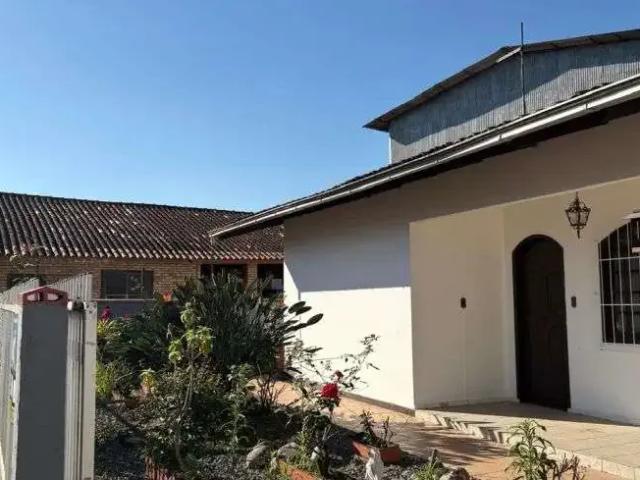 Casa venda em Região Geográfica Imediata de Joinville, Joinville