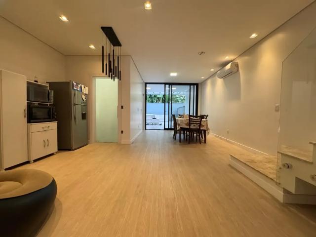 Casa venda em Joinville, Região Geográfica Intermediária de Joinville